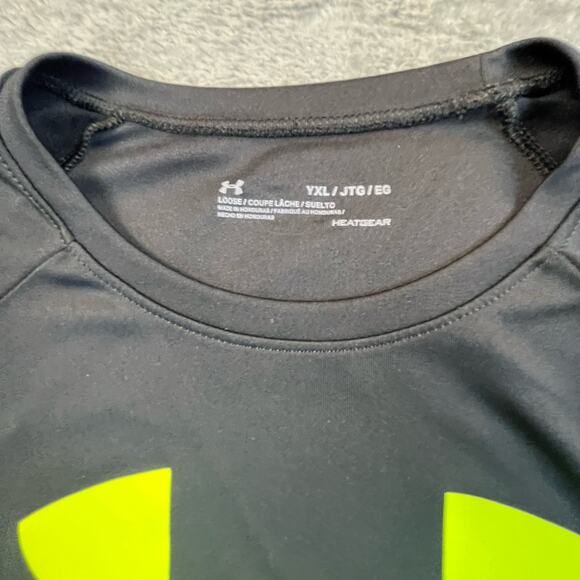 Under Armour Shirt Youth Extra Large Long Sleeve Heat Gear Base Layer Neon Logo - Picture 3 of 9